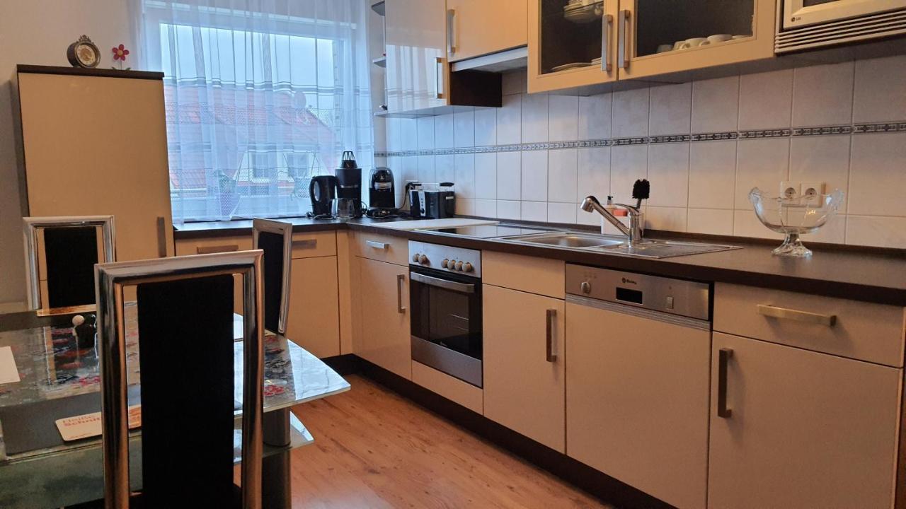 Nettes 2- Zimmer Apartment Sehnde Buitenkant foto